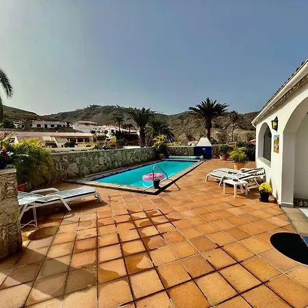 Villa Beautiful In Tauro With Heated Pool Las Palmas de Gran Canaria