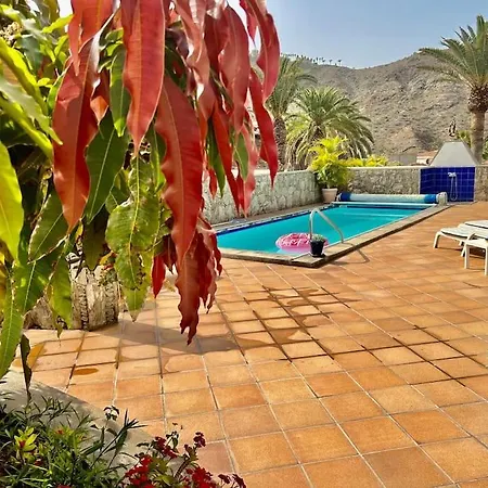 Beautiful In Tauro With Heated Pool